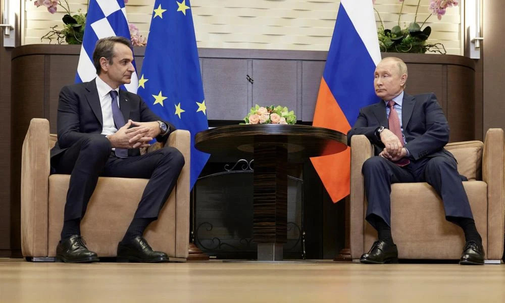 Σέρβος ειδικός: Η Ελλάδα δέχεται ανηλεή πίεση από την Δύση αλλά στο παιχνίδι είναι και η Ρωσία-Το μέλλον είναι η Ευρασιατική ένωση